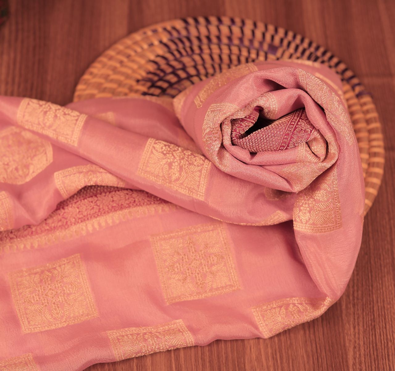 LIGHT PINK CHIFFON SILK DUPATTA